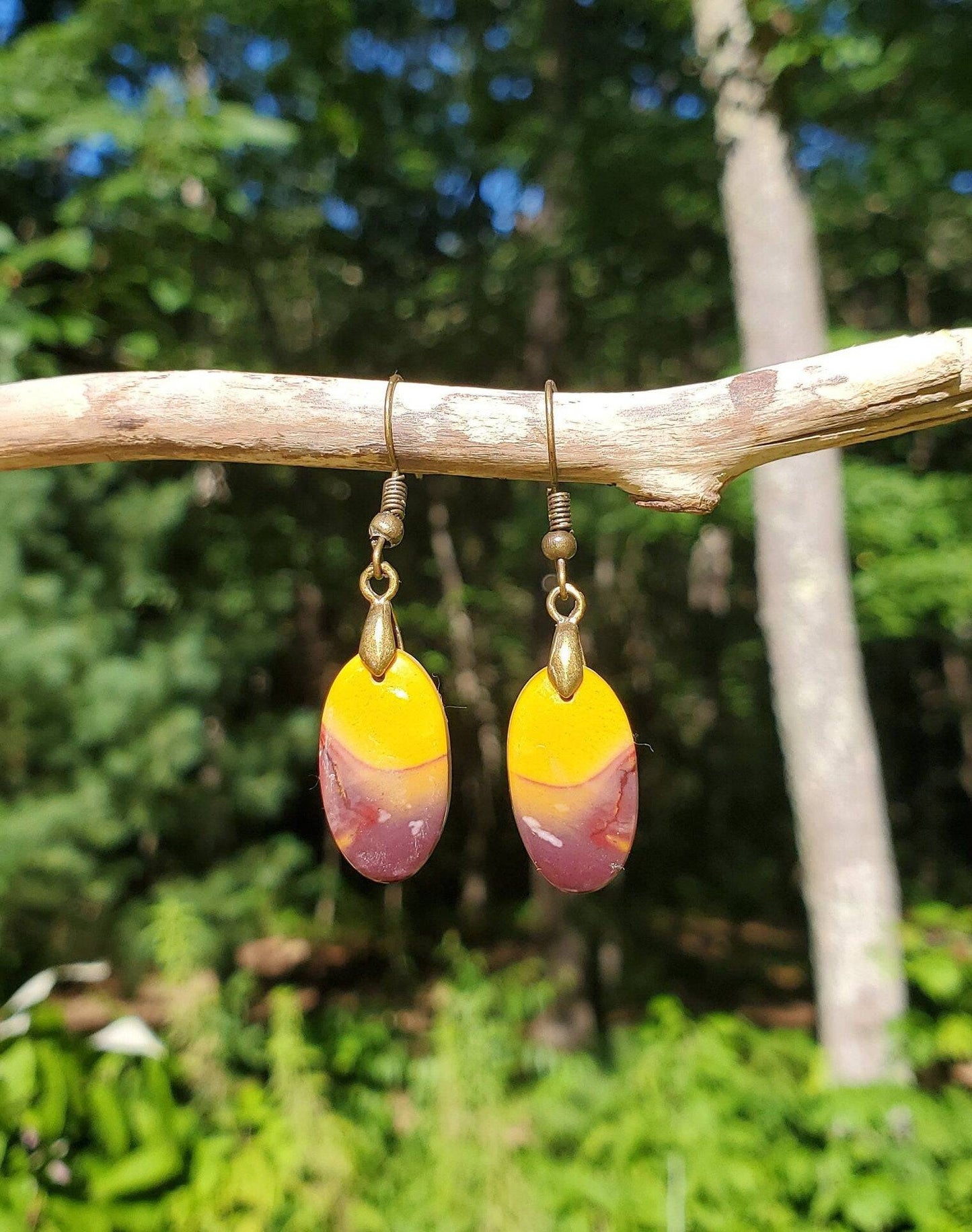 Mookaite Jasper Earrings. Jasper Jewelry. Antiqued Brass Wire Hooks. Crystal Accessories. - EarthyElementStudio