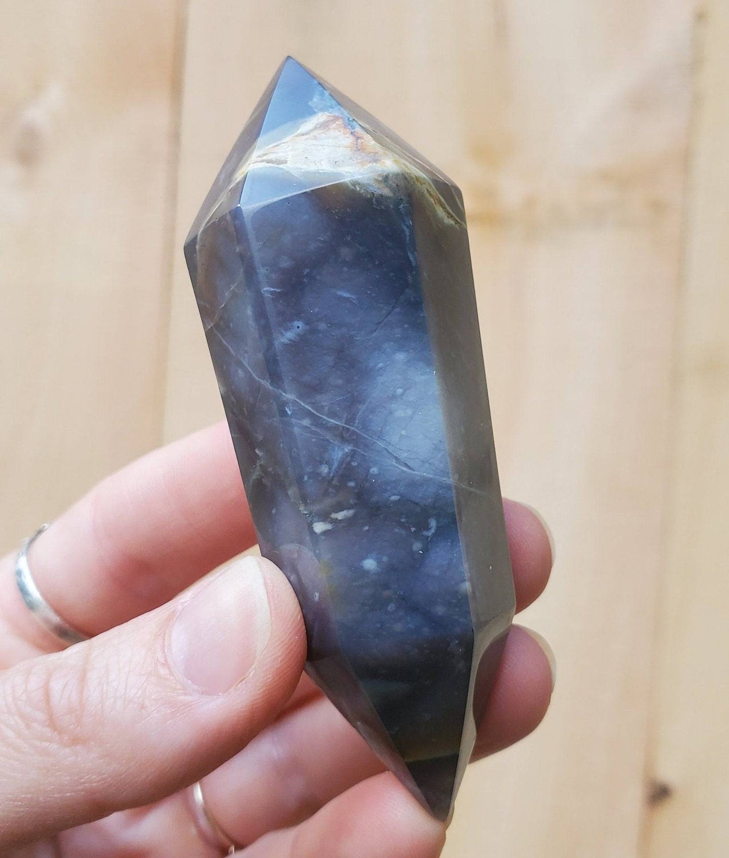 Purple Chalcedony Double Terminated Point. Purple Agate Meditation tool. Heart and Third Eye Chakra Crystal. Quartz - EarthyElementStudio