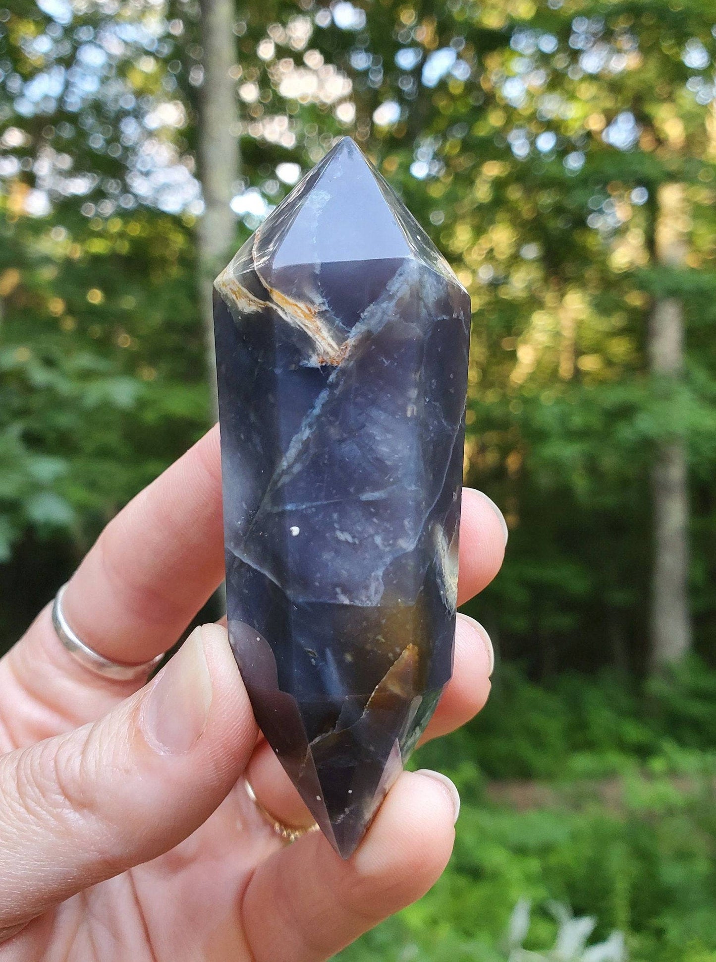 Purple Chalcedony Double Terminated Point. Purple Agate Meditation tool. Heart and Third Eye Chakra Crystal. Quartz - EarthyElementStudio