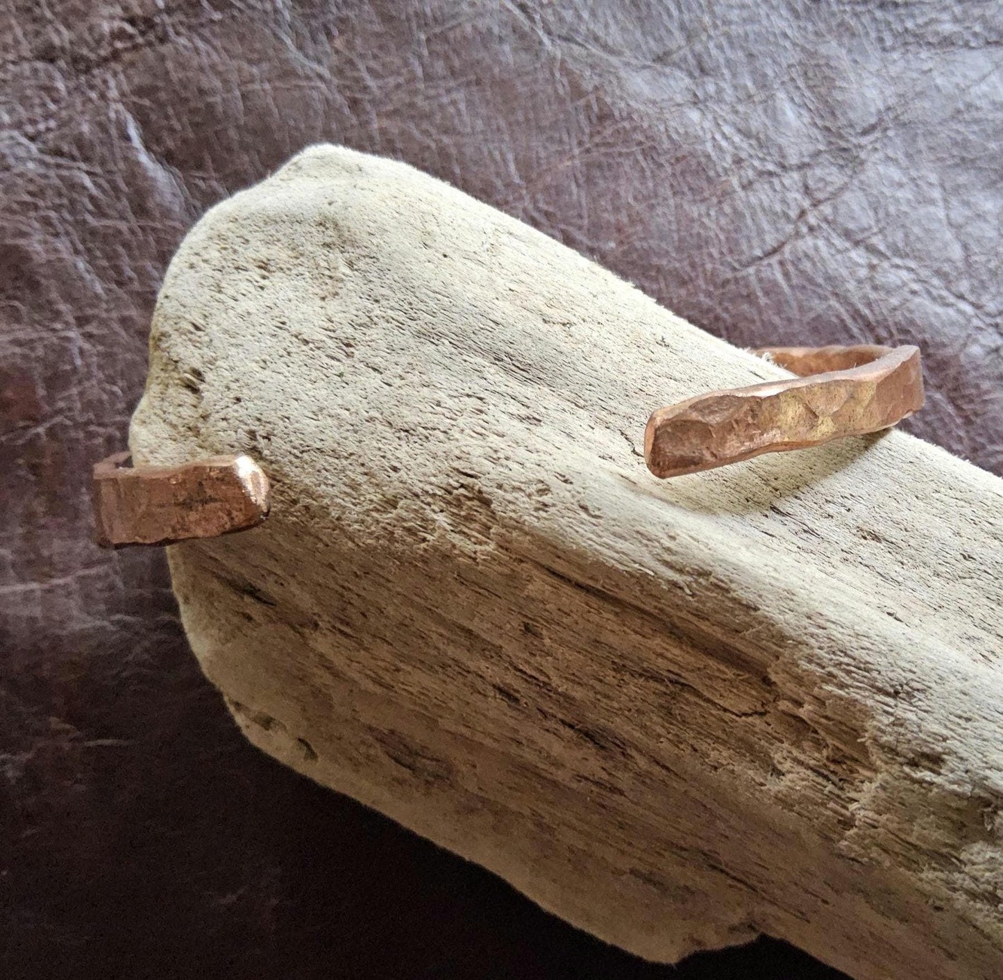 Handmade Copper Bracelet. Hand-Hammered Cuff. Organic Shape. Healing Crystal Jewelry. Natural Recycled Metal. Grounding. Rustic Bangle. - EarthyElementStudio