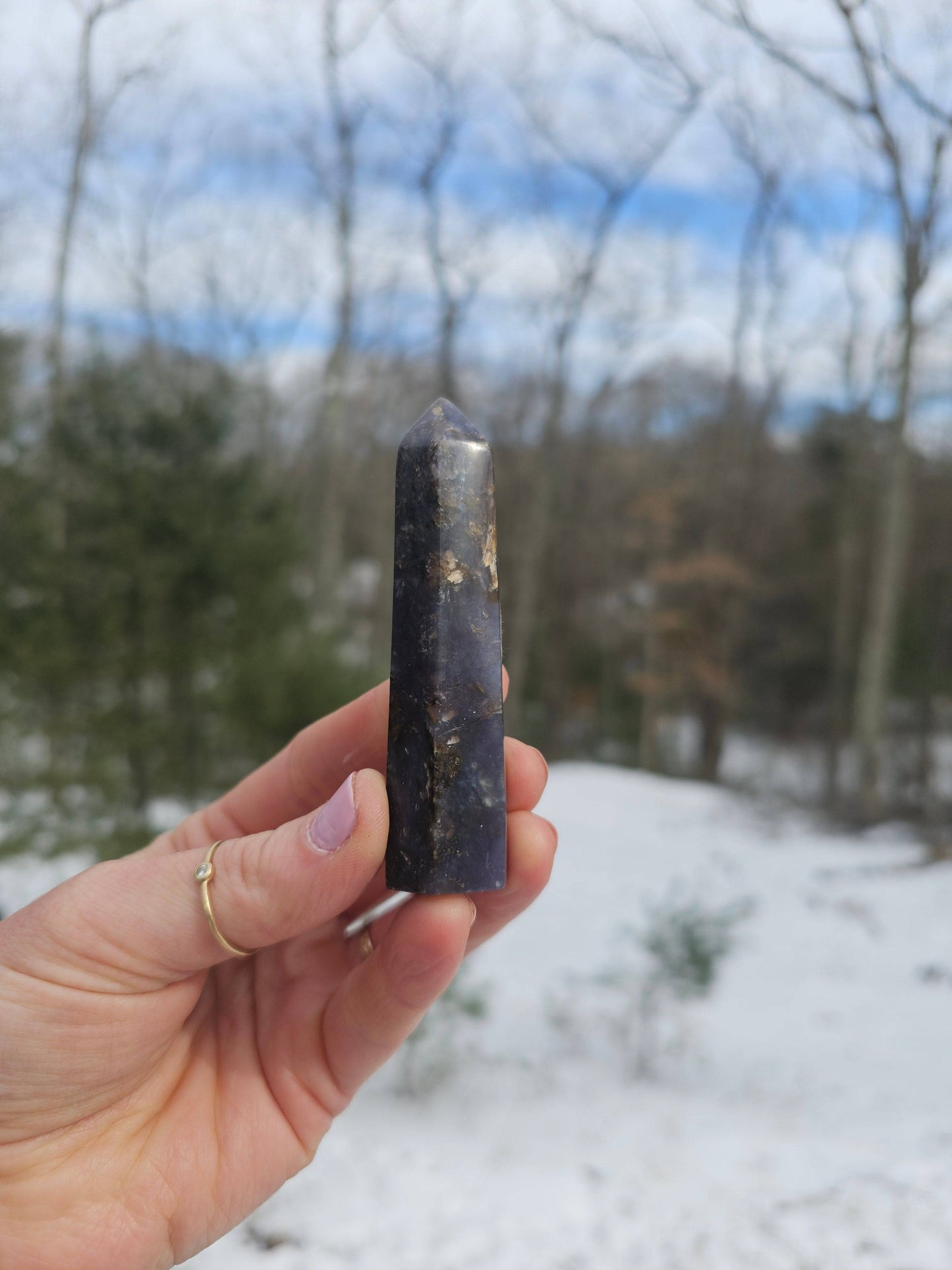 Purple Chalcedony Point. Crystal Tower. Home Decor. Meditation tool. - EarthyElementStudio