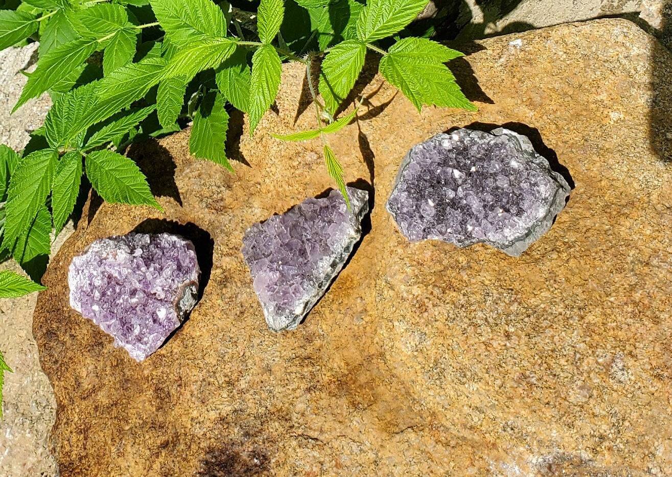 Raw Amethyst Cluster. Quartz Cluster. Purple Crystal. Natural Geode. Protection. Meditation. - EarthyElementStudio