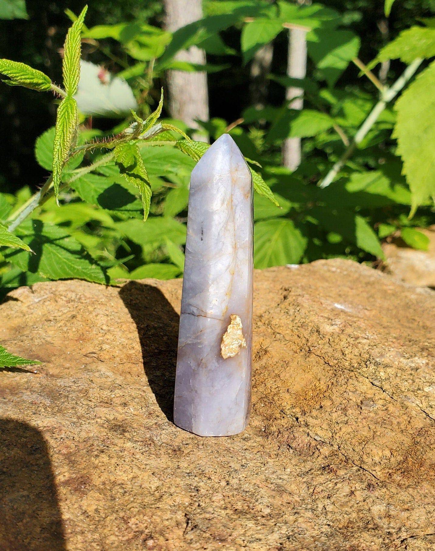Purple Chalcedony Tower. Purple Agate point. Heart and Third Eye  Chakra Crystal. Meditation Tool. - EarthyElementStudio